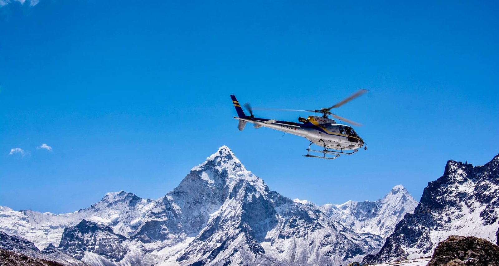 Scenic Himalayan Flight